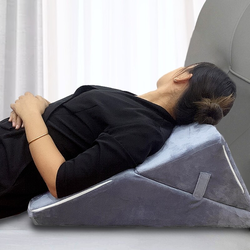 Cushy Form Bed Wedge Pillow