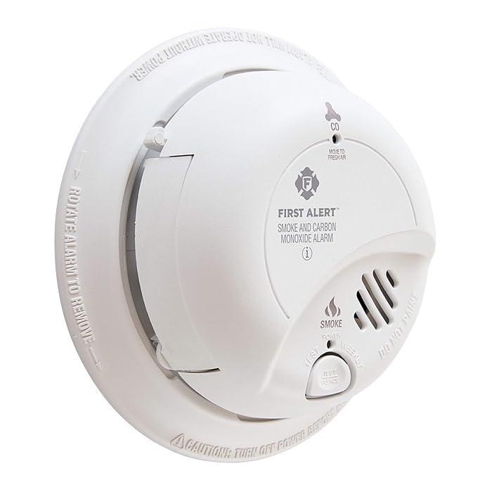 First Alert CO Detector, Plug-In with Battery Backup