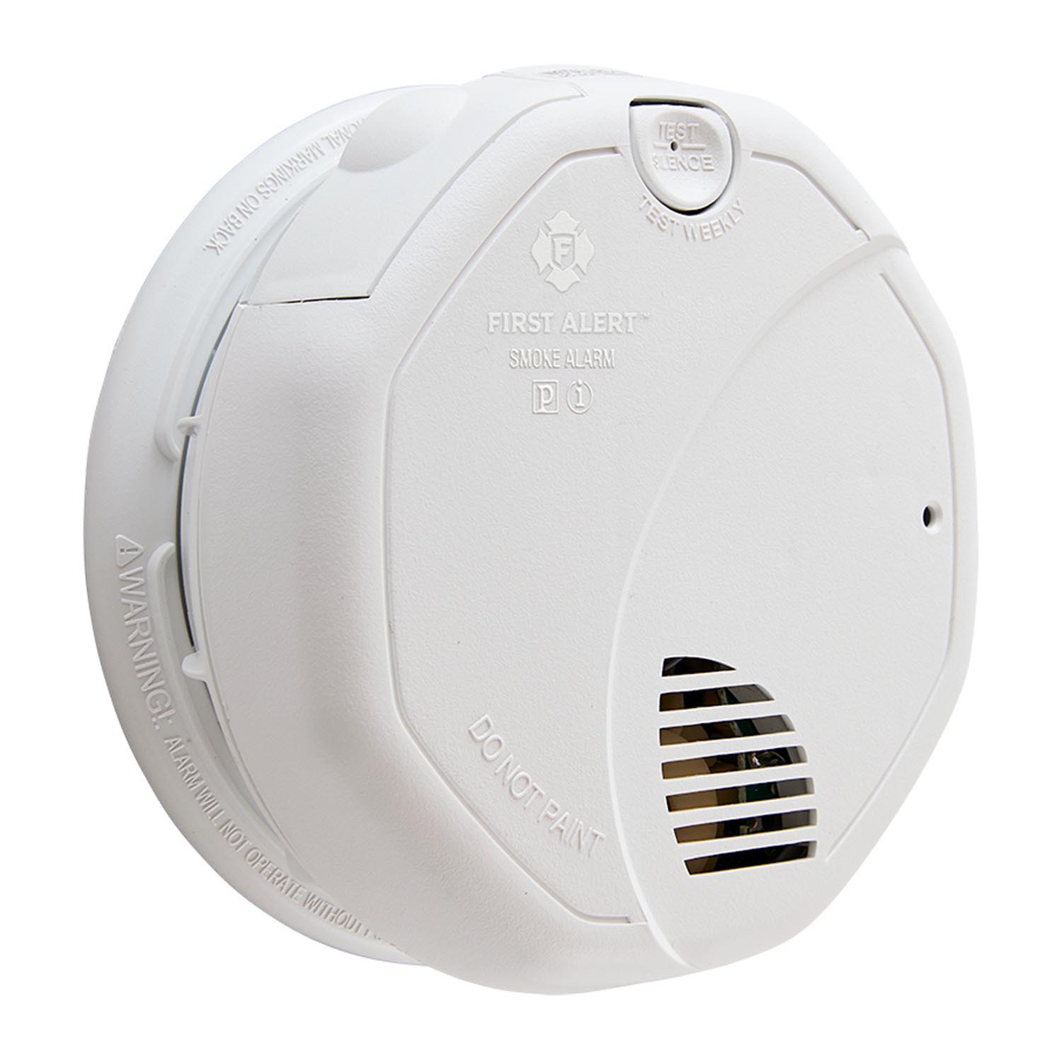 First Alert Smoke Detector, Hardwired with Battery Backup